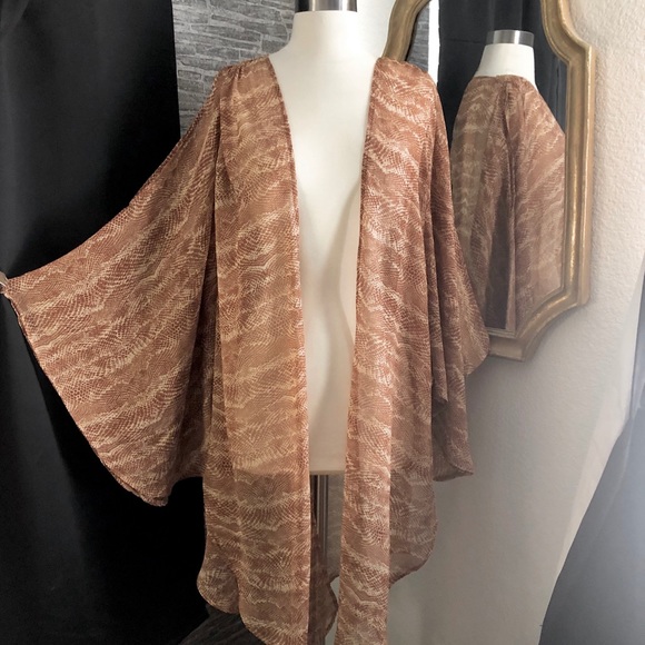 FREE PEOPLE Bodega Snake Printed Kimono Duster NWT - Picture 7 of 8